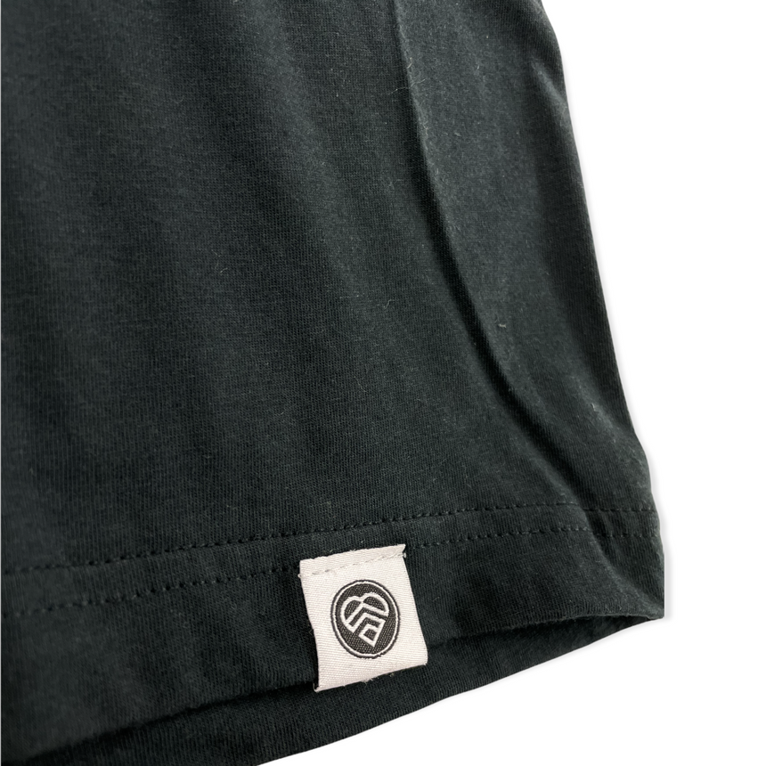BLACK SLOGAN SHIRT | HAVE A STRONG DAY.